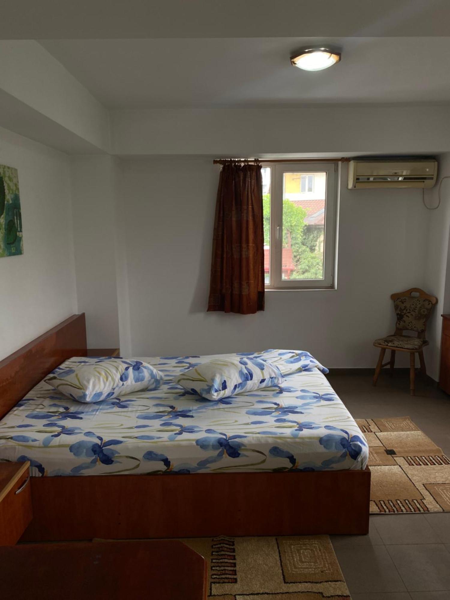 Apartamento Quiet Garden Ground Floor Bucarest Exterior foto